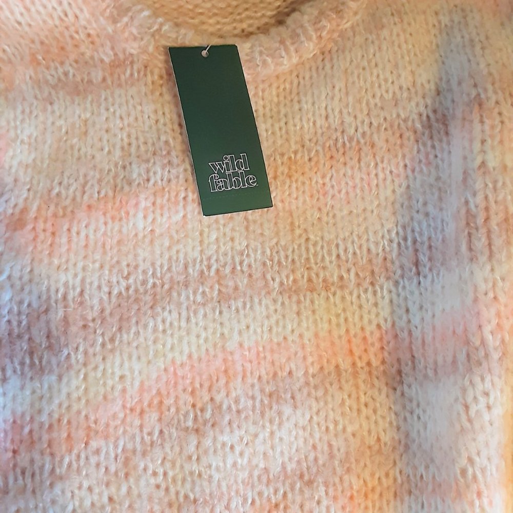 Sweater - Picture 3 of 3